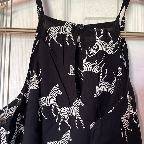 Zebra Print Top - Picture 3 of 3